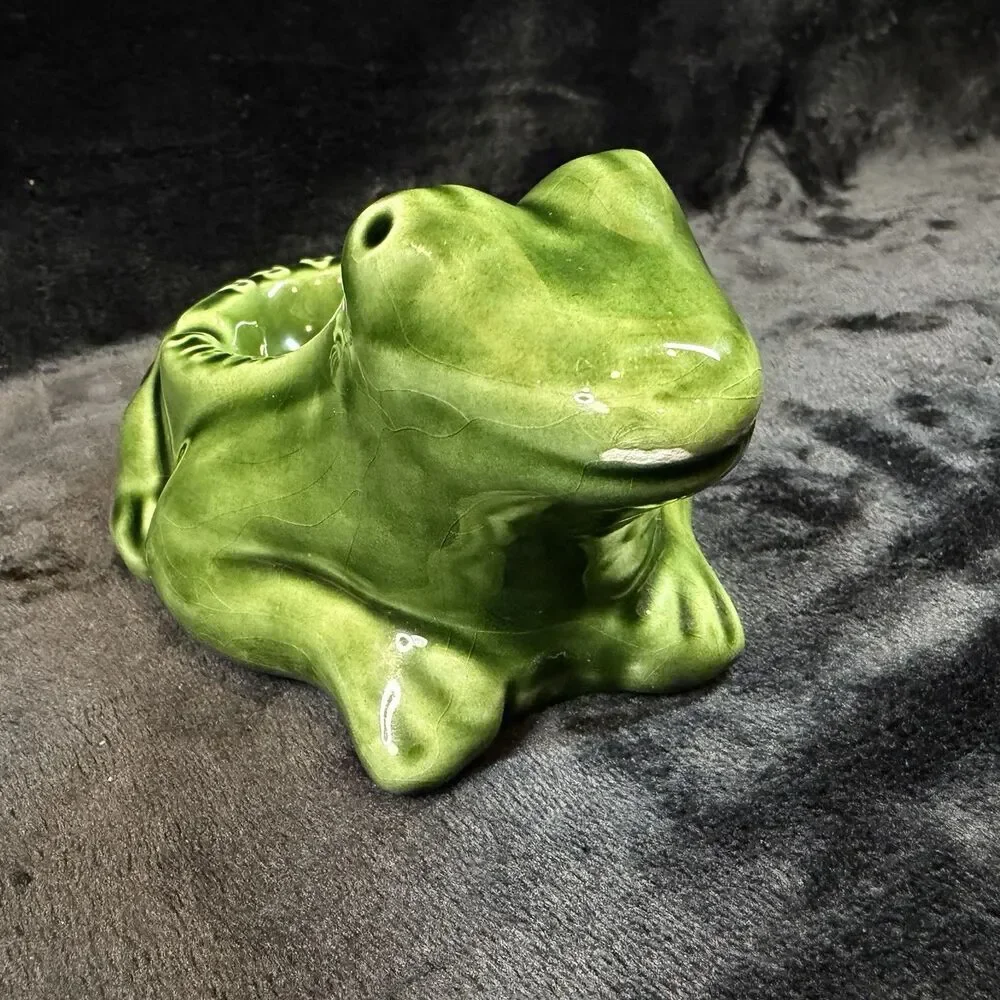Restoration Hardware Frog Pottery Grenoville Paris 6 ARR Kitchen Garden Portugal